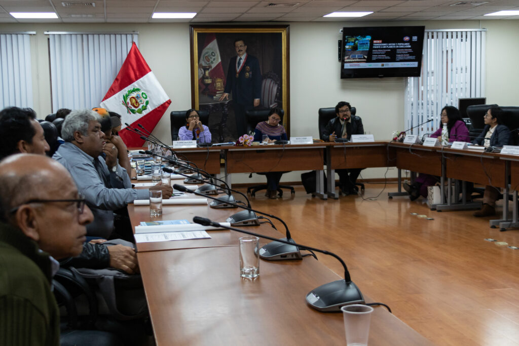 Organizaciones piden dejar los combustibles fósiles bajo tierra en Perú