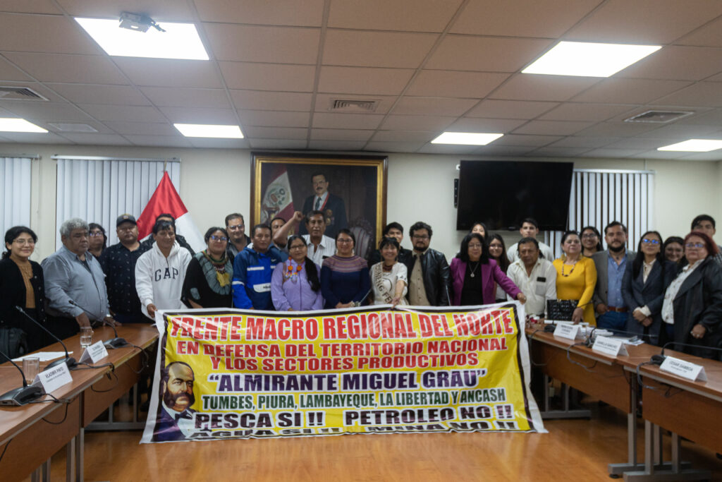 Organizaciones piden dejar los combustibles fósiles bajo tierra en Perú