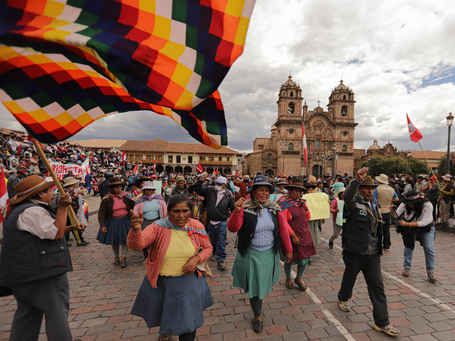 Cómo abordar la crisis política desde el Movimiento Climático en el Perú