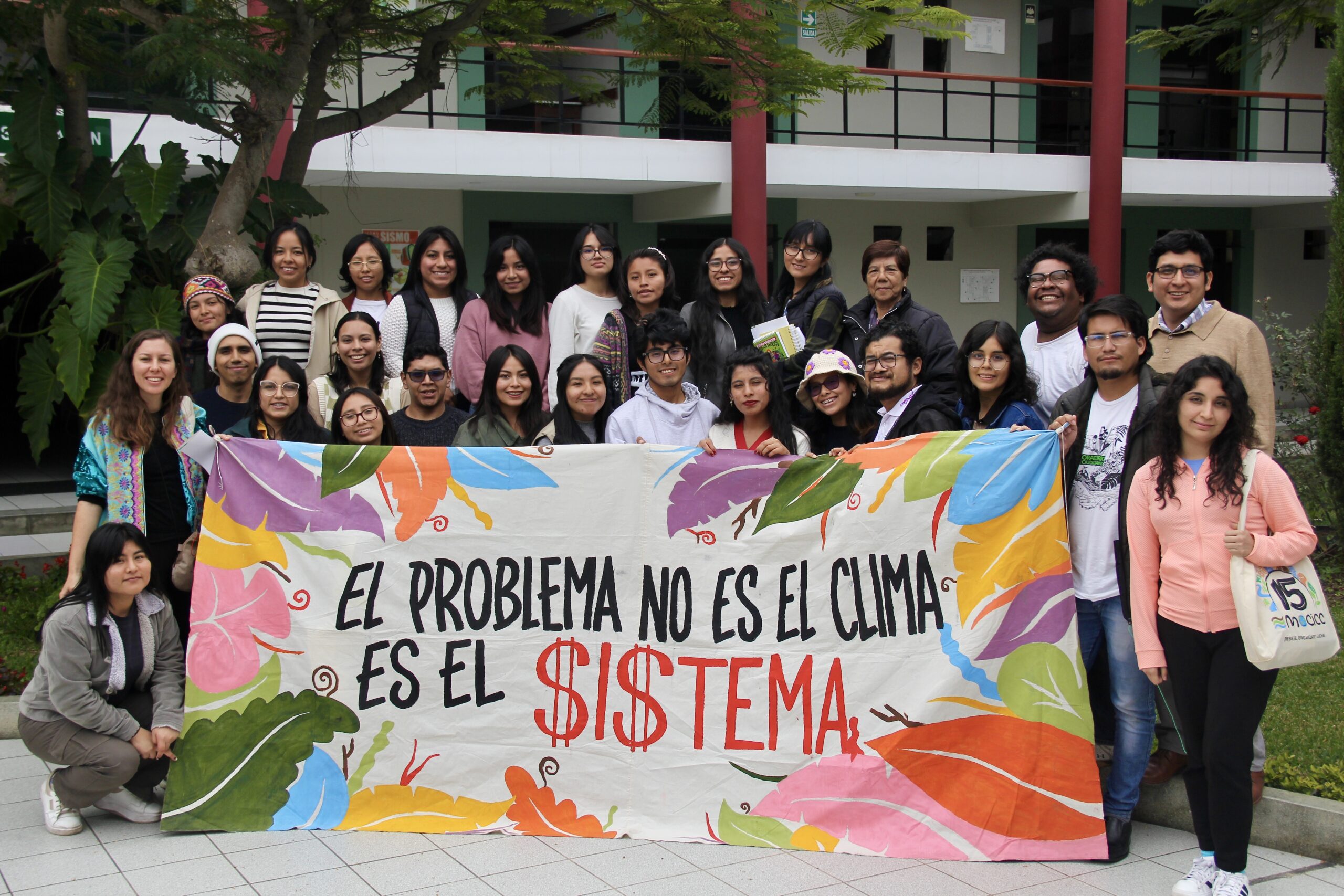 Escuela de activistas del MOCICC reúne a 40 jóvenes en Lima